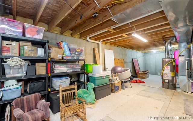 400 Reba Jackson Drive, Jeffersonville, IN 47130