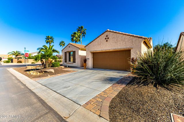16305 W MONTEREY Way, Goodyear, AZ 85395