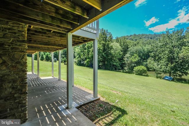 1729 BUCK MOUNTAIN RD, Bentonville, VA 22610