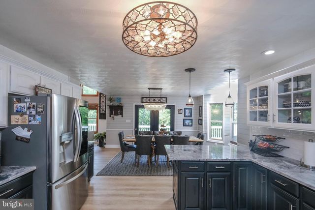 1729 BUCK MOUNTAIN RD, Bentonville, VA 22610