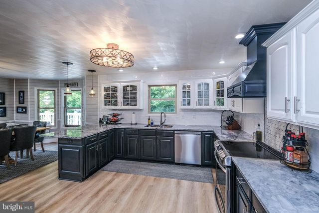 1729 BUCK MOUNTAIN RD, Bentonville, VA 22610