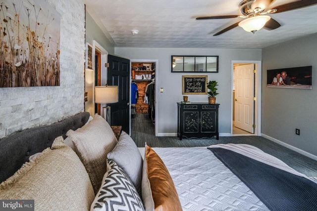 1729 BUCK MOUNTAIN RD, Bentonville, VA 22610