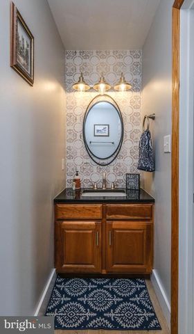 1729 BUCK MOUNTAIN RD, Bentonville, VA 22610