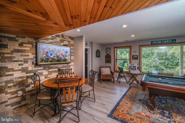1729 BUCK MOUNTAIN RD, Bentonville, VA 22610