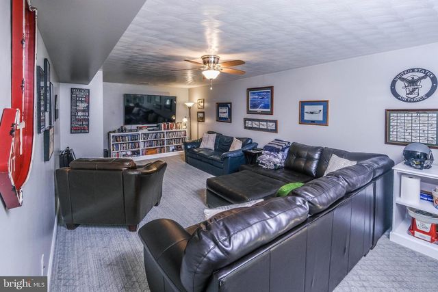 1729 BUCK MOUNTAIN RD, Bentonville, VA 22610