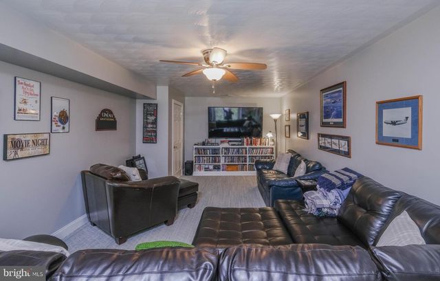 1729 BUCK MOUNTAIN RD, Bentonville, VA 22610