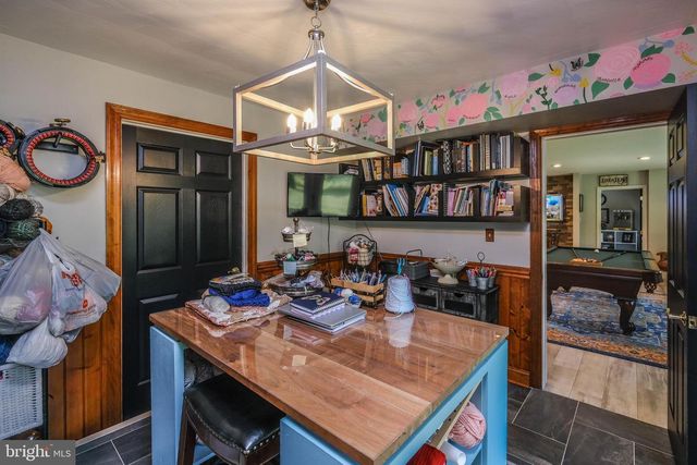 1729 BUCK MOUNTAIN RD, Bentonville, VA 22610