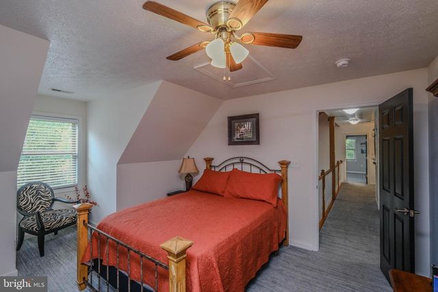 1729 BUCK MOUNTAIN RD, Bentonville, VA 22610
