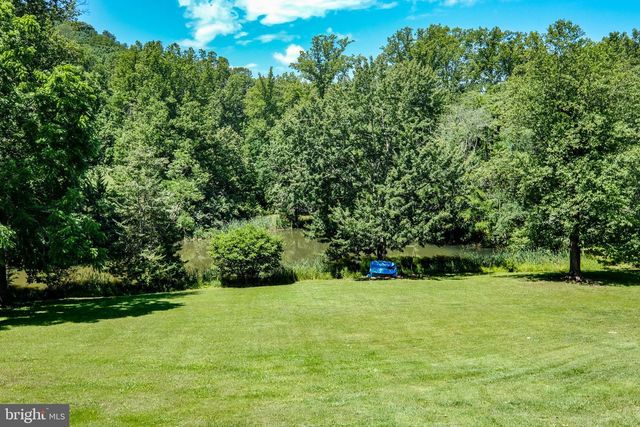 1729 BUCK MOUNTAIN RD, Bentonville, VA 22610