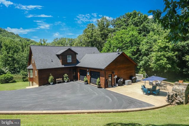 1729 BUCK MOUNTAIN RD, Bentonville, VA 22610