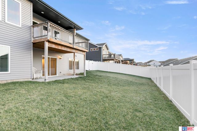 9028 Trader Drive, Lincoln, NE 68507