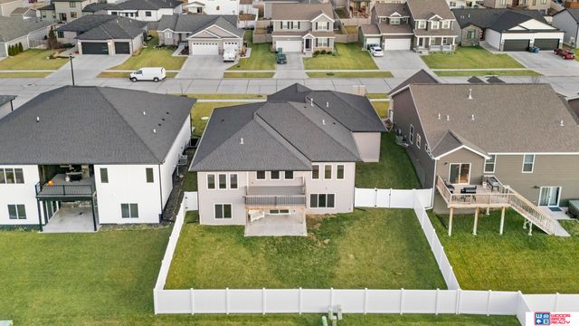 9028 Trader Drive, Lincoln, NE 68507