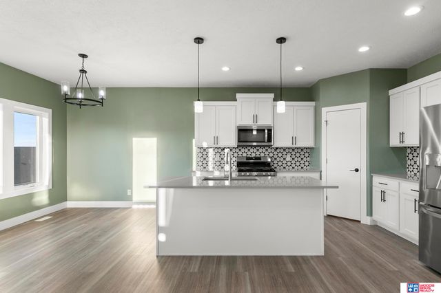 9028 Trader Drive, Lincoln, NE 68507