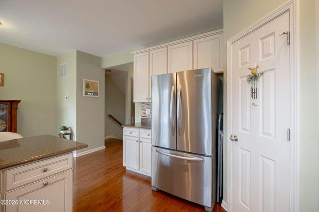 221 Chickadee Court, Freehold, NJ 07728