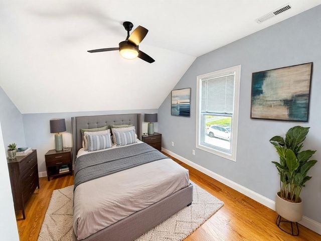 16 Caprera Rd, Worcester, MA 01604