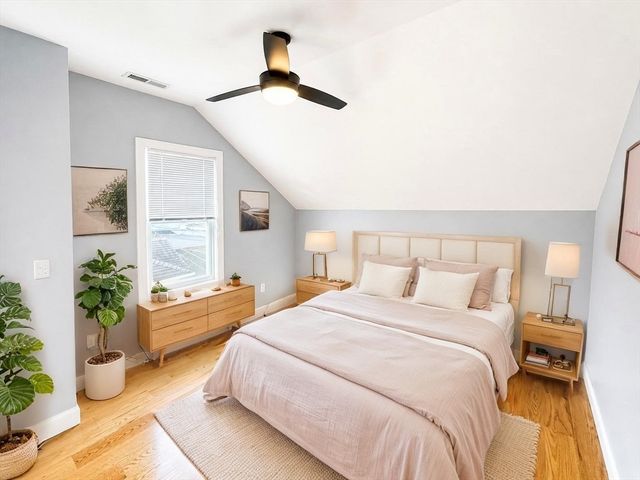 16 Caprera Rd, Worcester, MA 01604
