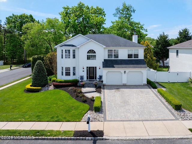 49 Diamond Lane, Howell, NJ 07731