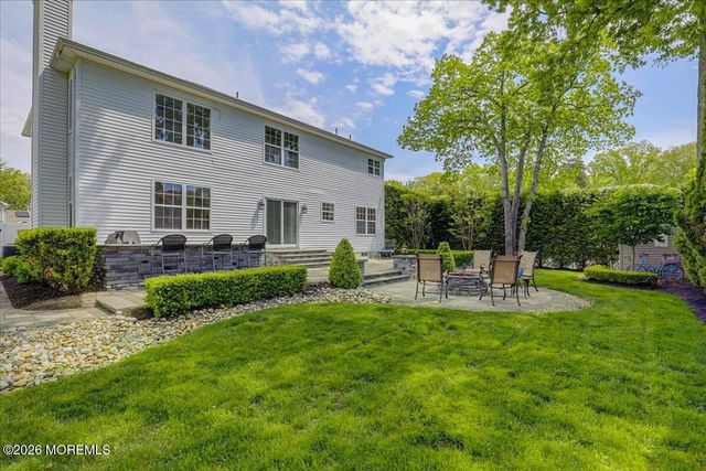 49 Diamond Lane, Howell, NJ 07731