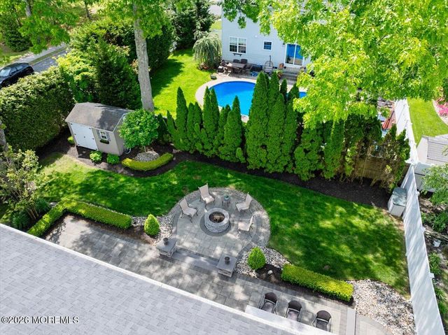 49 Diamond Lane, Howell, NJ 07731