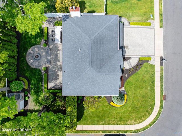 49 Diamond Lane, Howell, NJ 07731