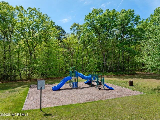 49 Diamond Lane, Howell, NJ 07731