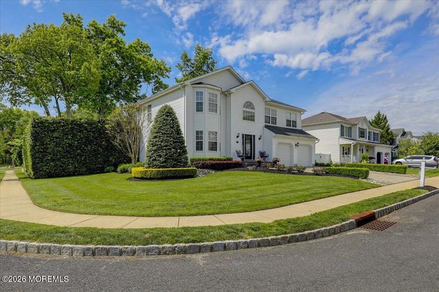 49 Diamond Lane, Howell, NJ 07731
