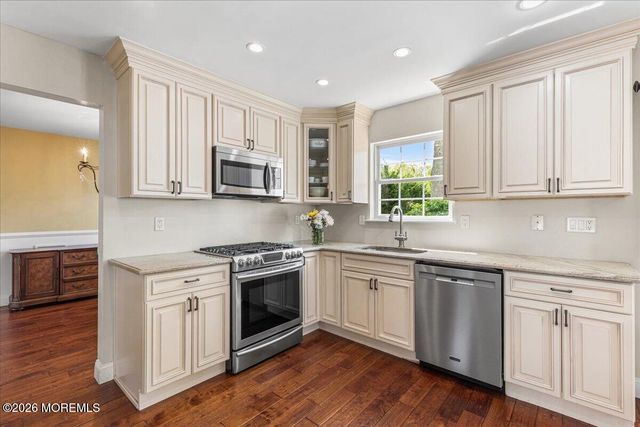 49 Diamond Lane, Howell, NJ 07731