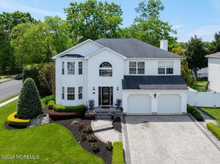 49 Diamond Lane, Howell, NJ 07731
