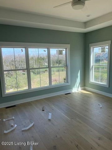 150 Gavin Ct, Louisville, KY 40245