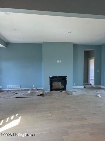 150 Gavin Ct, Louisville, KY 40245