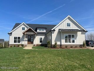 150 Gavin Ct, Louisville, KY 40245