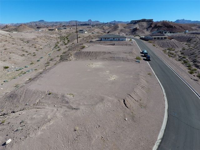 2825 Kolob Canyon Dr Drive, Bullhead City, AZ 86429