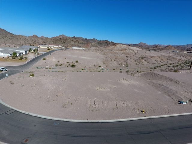 2825 Kolob Canyon Dr Drive, Bullhead City, AZ 86429