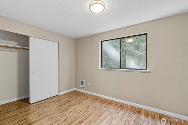 1271 Bay Lp SW, Tumwater, WA 98512