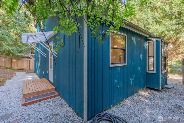 1271 Bay Lp SW, Tumwater, WA 98512