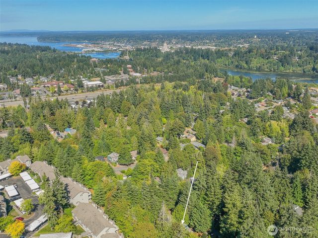 1271 Bay Lp SW, Tumwater, WA 98512