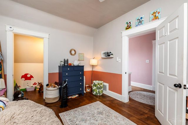 3662 Herbert Avenue, Cheviot, OH 45211