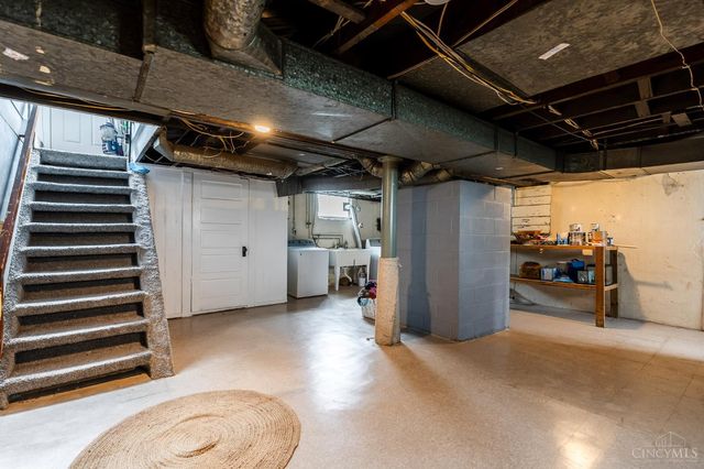 3662 Herbert Avenue, Cheviot, OH 45211