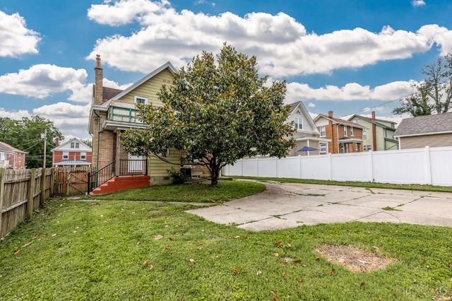 3662 Herbert Avenue, Cheviot, OH 45211