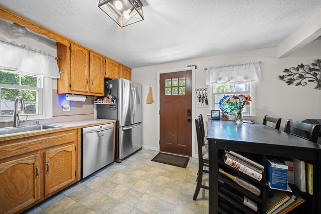 45 Applevale Drive, Dover, NH 03820