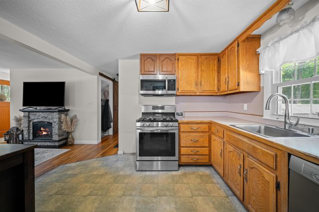 45 Applevale Drive, Dover, NH 03820