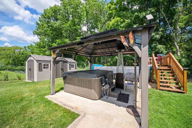 45 Applevale Drive, Dover, NH 03820