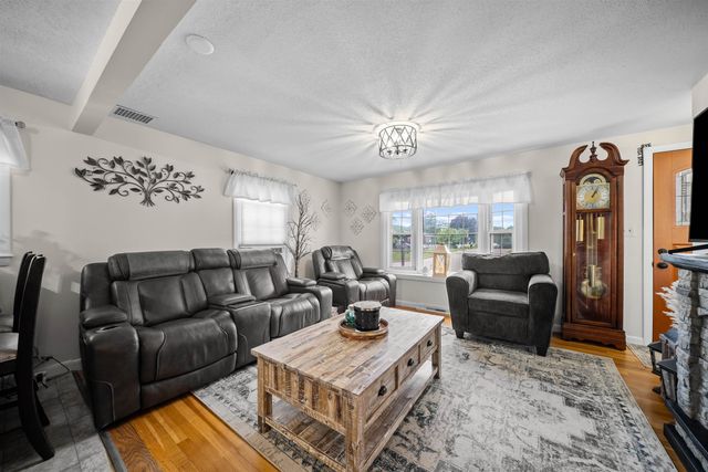 45 Applevale Drive, Dover, NH 03820