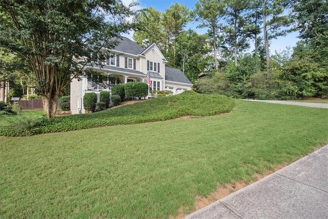 6004 Fairwood Bend NW, Acworth, GA 30101