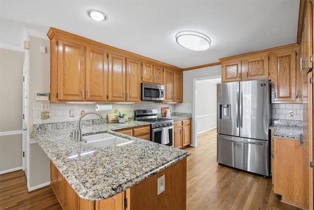 6004 Fairwood Bend NW, Acworth, GA 30101