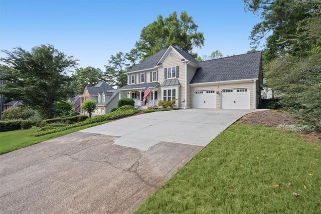 6004 Fairwood Bend NW, Acworth, GA 30101