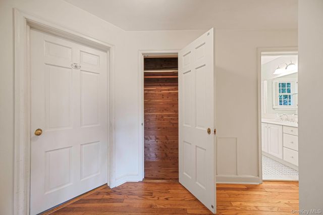194 Huntington Bay Road, Huntington, NY 11743