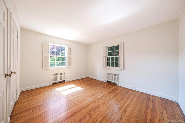 194 Huntington Bay Road, Huntington, NY 11743