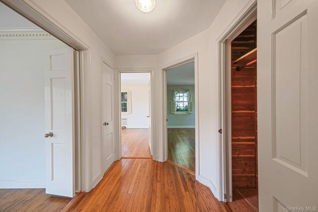 194 Huntington Bay Road, Huntington, NY 11743