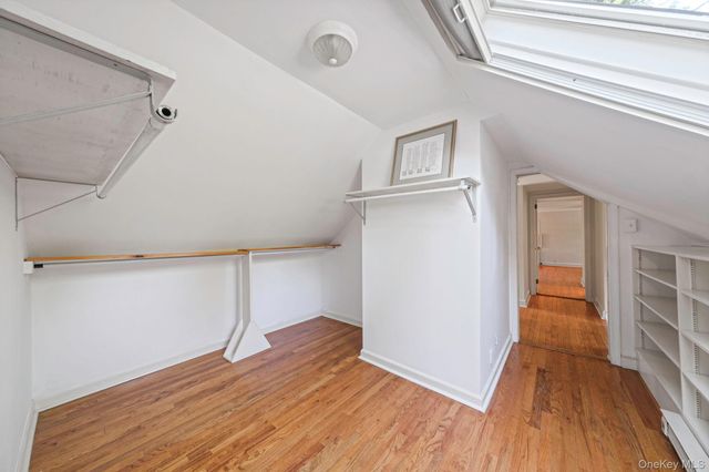 194 Huntington Bay Road, Huntington, NY 11743